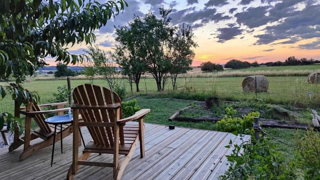 Le Dome Aux Oiseaux Otel Bérig-Vintrange Dış mekan fotoğraf